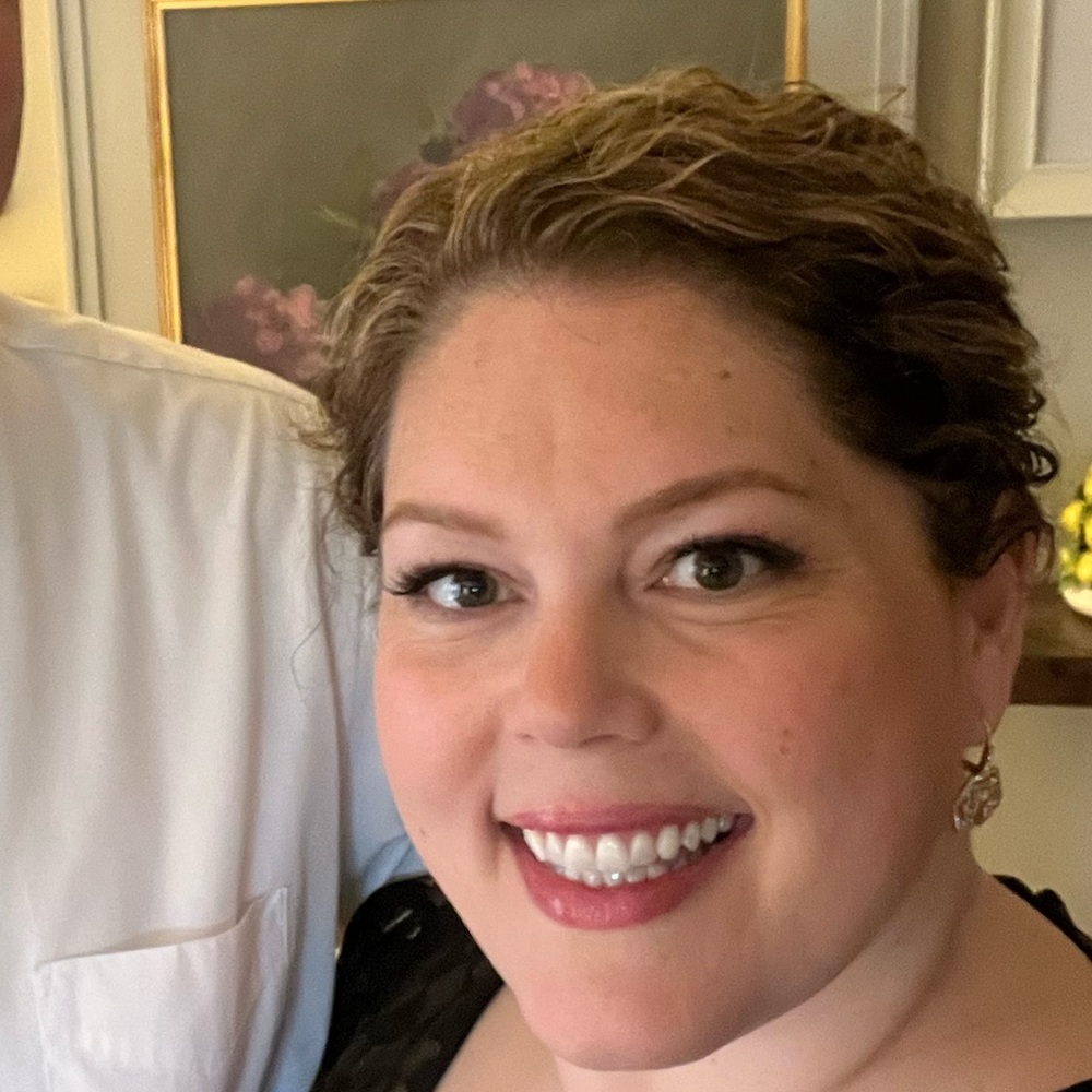 Meet your Posher, Lauren